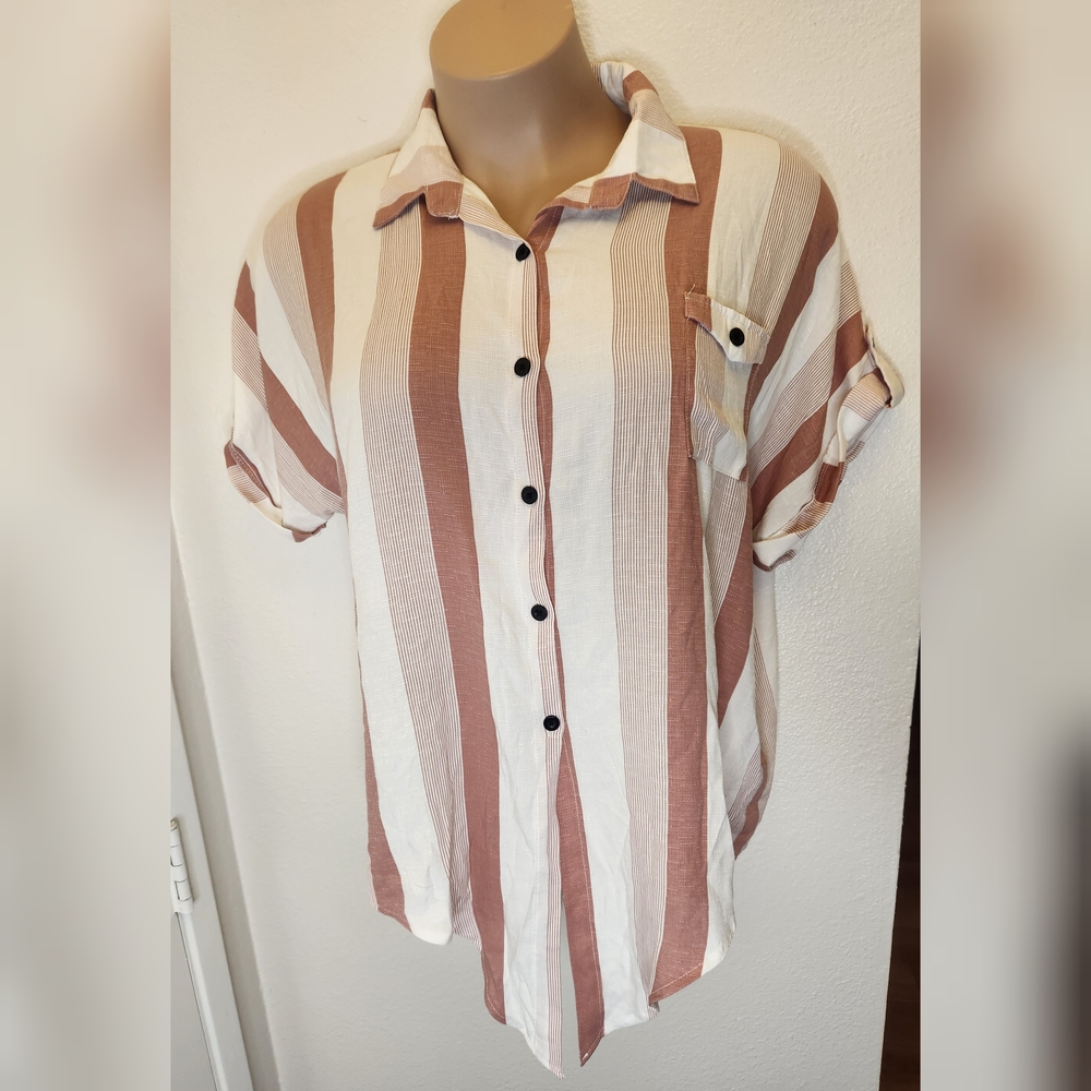 SHEIN White and Mauve Button Down Shirt Relaxed Fit